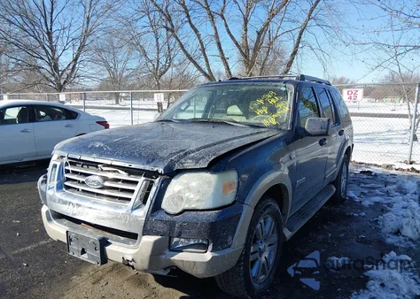 2007 Ford Explorer Eddie Bauer из США, поврежденный, VIN 1FMEU74867UB80909